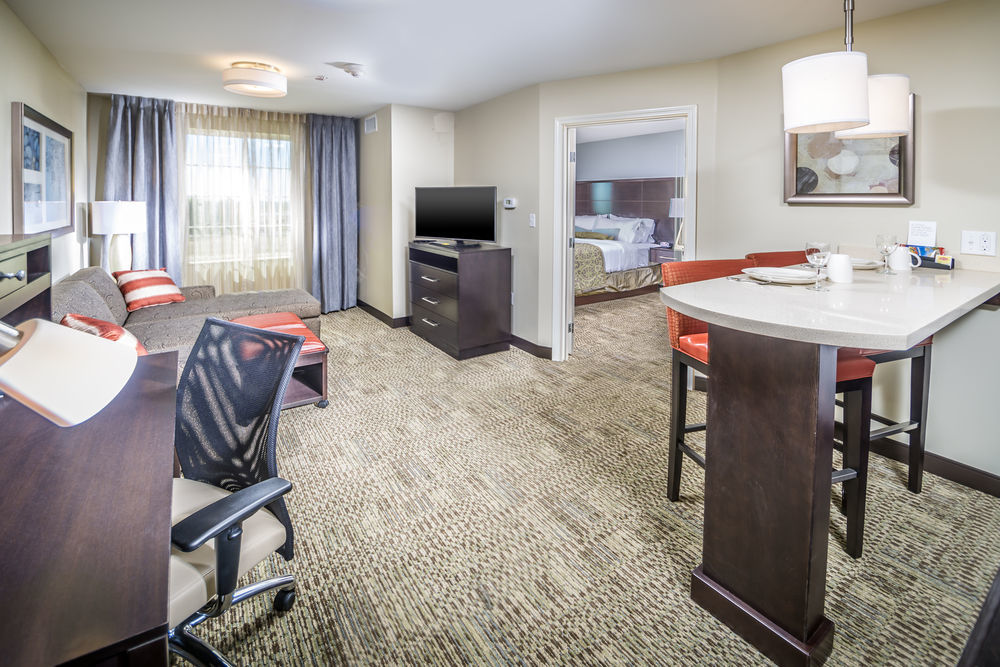 Staybridge Suites Corona South By Ihg Zewnętrze zdjęcie