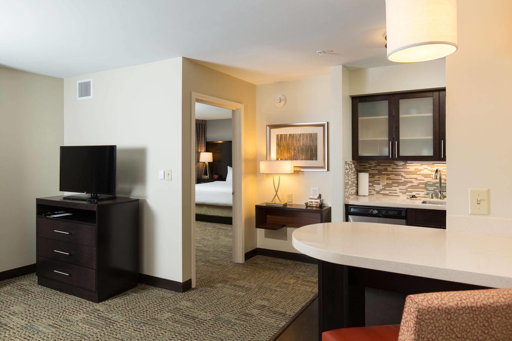 Staybridge Suites Corona South By Ihg Zewnętrze zdjęcie